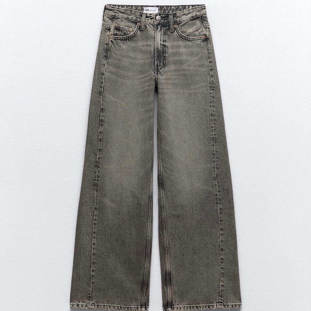 Wide leg jeans
